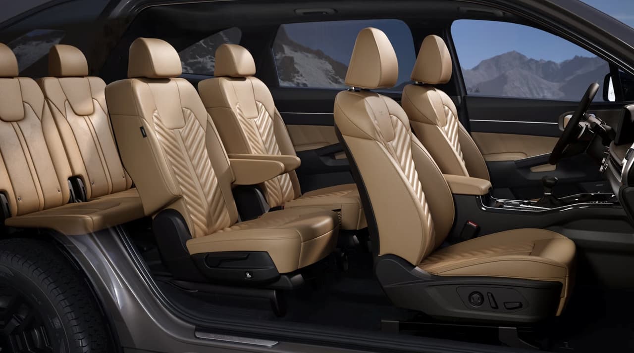 City Comfort Meets SUV Utility: Why Des Moines Drivers Choose the Kia Sorento