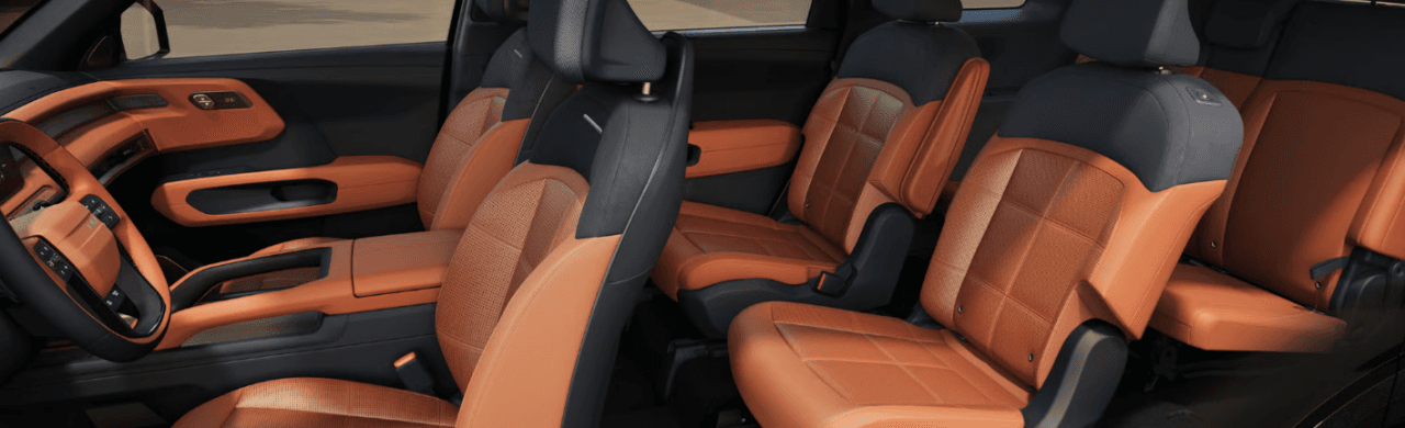 Explore the 2026 Kia Telluride at Kia of Des Moines
