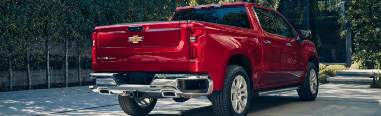 Chevrolet Silverado 1500 Duramax vs. 5.3L V8: Which Engine Is Best for Twin Cities Drivers?