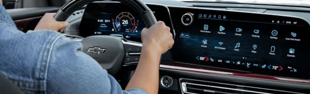 2026 Chevy Traverse Near Des Moines: The Tech and Safety Features That Make Family Life Easier